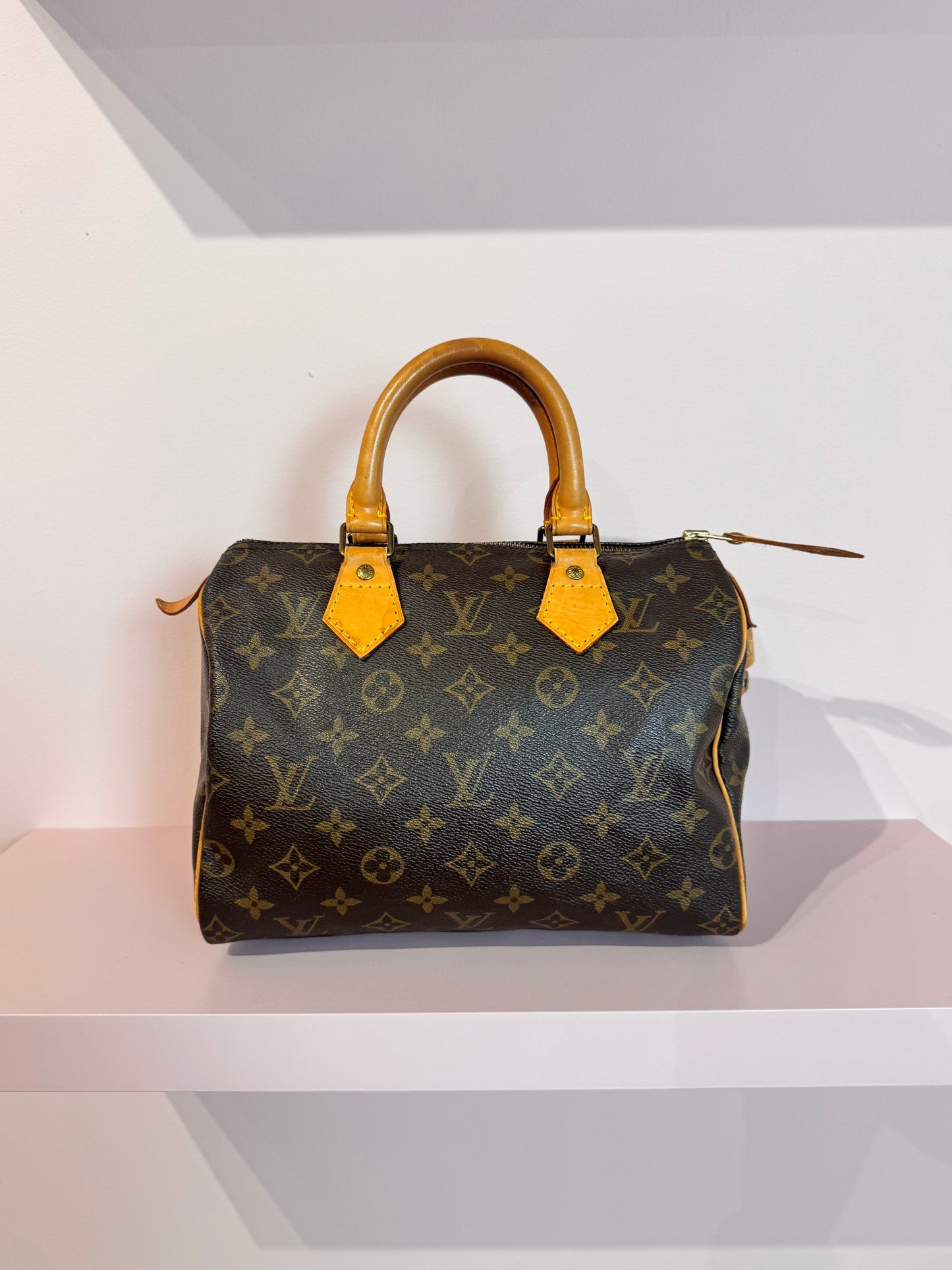 LV Speedy 25